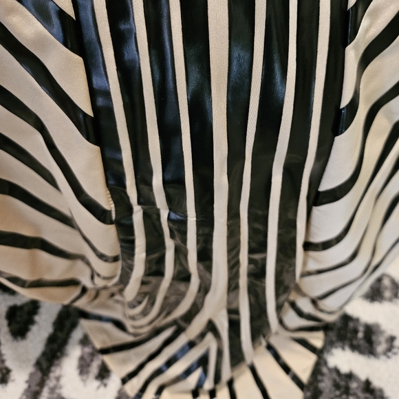 GOLD LABEL COUTURE - Picture 9 of 12